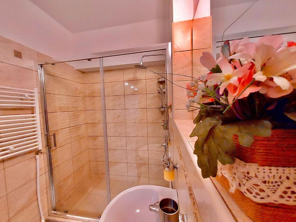 Criss Apartament Sinaia Exteriér fotografie