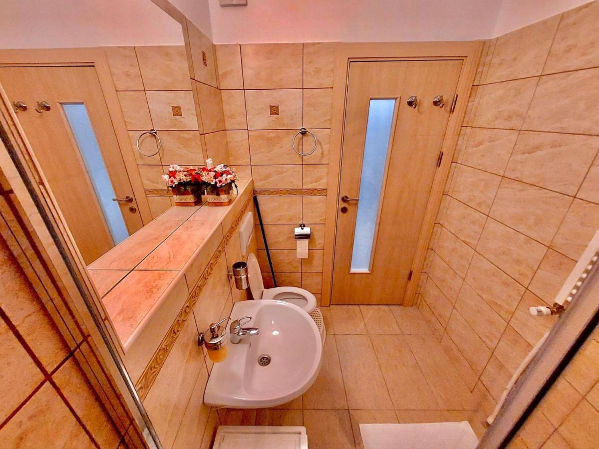Criss Apartament Sinaia Exteriér fotografie